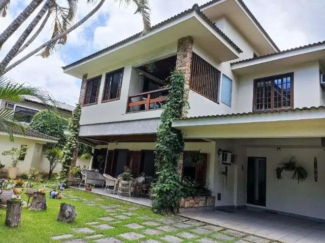 Casa aluguel em Região Geográfica Imediata do Rio de Janeiro, Região Metropolitana do Rio de Janeiro