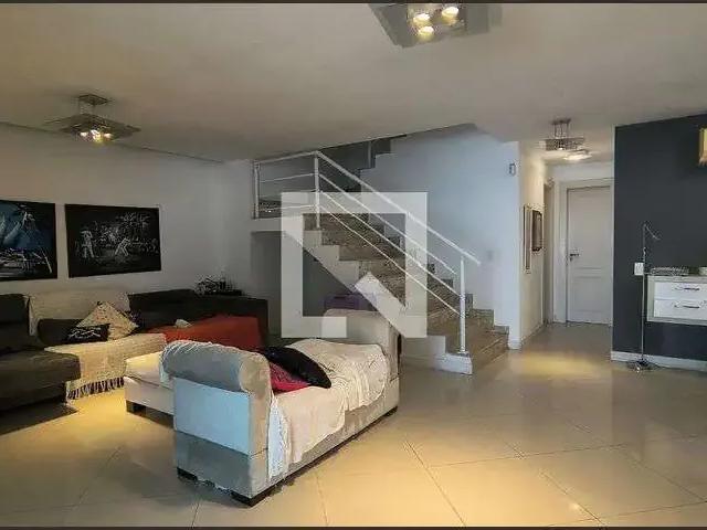 Casa aluguel em Região Geográfica Imediata do Rio de Janeiro, Região Metropolitana do Rio de Janeiro