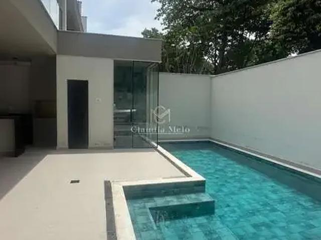 Casa aluguel em Região Geográfica Imediata do Rio de Janeiro, Região Metropolitana do Rio de Janeiro