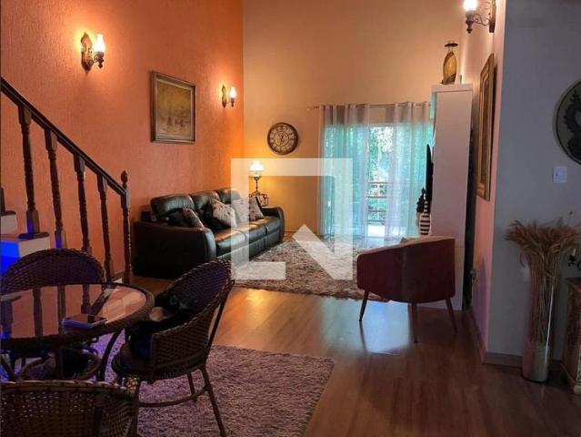 Casa aluguel em Região Geográfica Imediata do Rio de Janeiro, Região Metropolitana do Rio de Janeiro