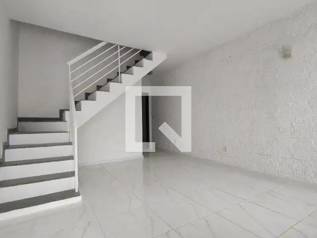 Casa aluguel em Região Geográfica Imediata do Rio de Janeiro, Região Metropolitana do Rio de Janeiro