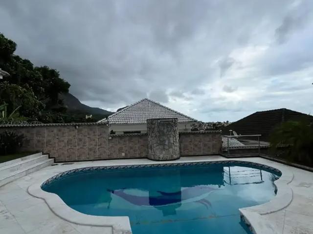 Casa aluguel em Região Geográfica Imediata do Rio de Janeiro, Região Metropolitana do Rio de Janeiro