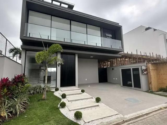 Casa aluguel em Região Geográfica Imediata do Rio de Janeiro, Região Metropolitana do Rio de Janeiro