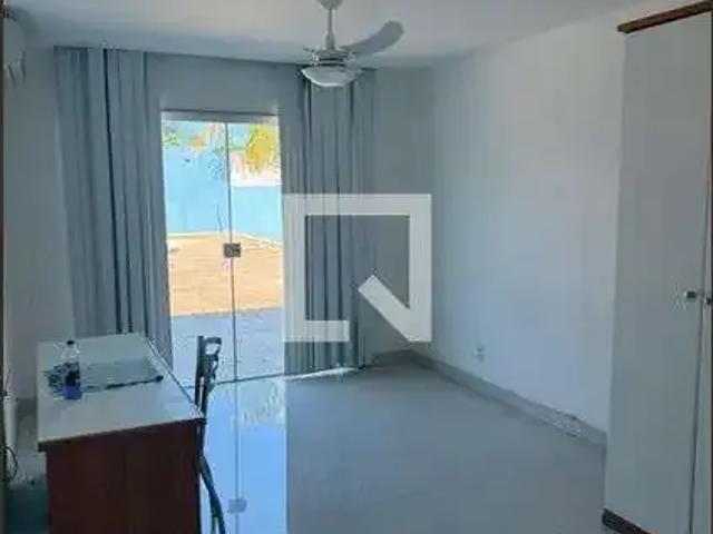 Casa aluguel em Região Geográfica Imediata do Rio de Janeiro, Região Metropolitana do Rio de Janeiro
