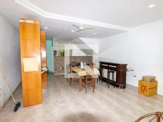 Casa aluguel em Região Geográfica Imediata do Rio de Janeiro, Região Metropolitana do Rio de Janeiro