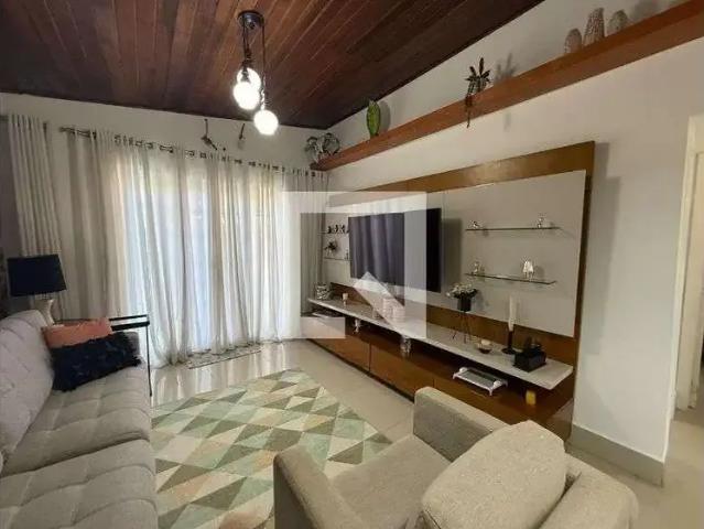 Casa aluguel em Região Geográfica Imediata do Rio de Janeiro, Região Metropolitana do Rio de Janeiro