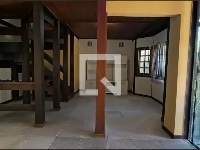 Casa aluguel em Região Geográfica Imediata do Rio de Janeiro, Região Metropolitana do Rio de Janeiro