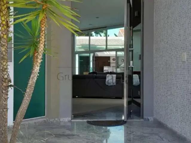 Casa aluguel em Região Imediata de São José dos Campos, Região Metropolitana do Vale do Paraíba e Litoral Norte