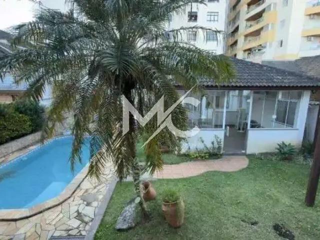 Casa aluguel em Região Imediata de São José dos Campos, Região Metropolitana do Vale do Paraíba e Litoral Norte