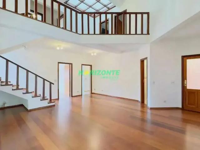Casa aluguel em Região Imediata de São José dos Campos, Região Metropolitana do Vale do Paraíba e Litoral Norte