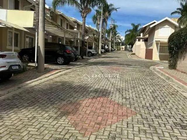 Casa aluguel em Região Imediata de São José dos Campos, Região Metropolitana do Vale do Paraíba e Litoral Norte