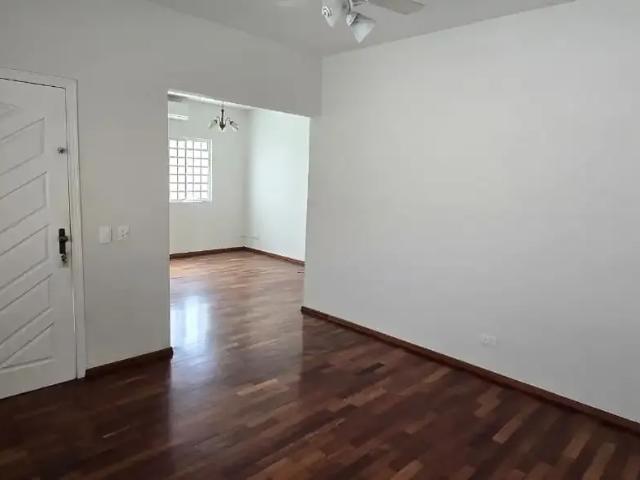 Casa aluguel em Região Imediata de São José dos Campos, Região Metropolitana do Vale do Paraíba e Litoral Norte