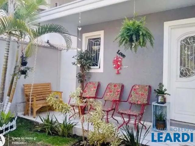 Casa aluguel em Região Imediata de São José dos Campos, Região Metropolitana do Vale do Paraíba e Litoral Norte