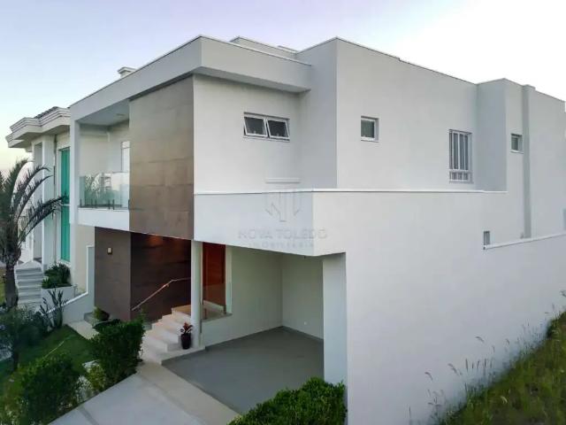 Casa aluguel em Região Imediata de São José dos Campos, Região Metropolitana do Vale do Paraíba e Litoral Norte