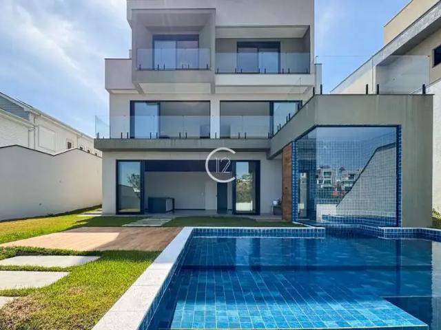 Casa aluguel em Região Imediata de São José dos Campos, Região Metropolitana do Vale do Paraíba e Litoral Norte