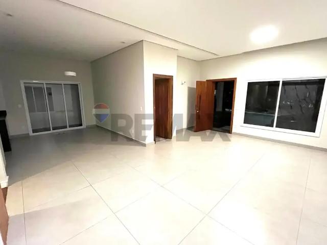 Casa aluguel em Região Imediata de São José dos Campos, Região Metropolitana do Vale do Paraíba e Litoral Norte