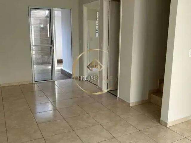 Casa aluguel em Região Imediata de São José dos Campos, Região Metropolitana do Vale do Paraíba e Litoral Norte