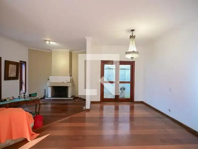 Casa aluguel em Região Imediata de São Paulo, Região Metropolitana de São Paulo