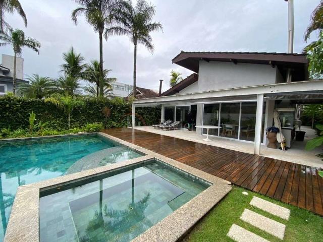 Casa aluguel em São Sebastião, Região Geográfica Intermediária de São José dos Campos