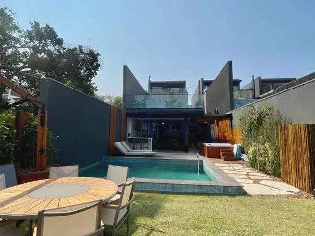 Casa aluguel em Camburi, São Sebastião