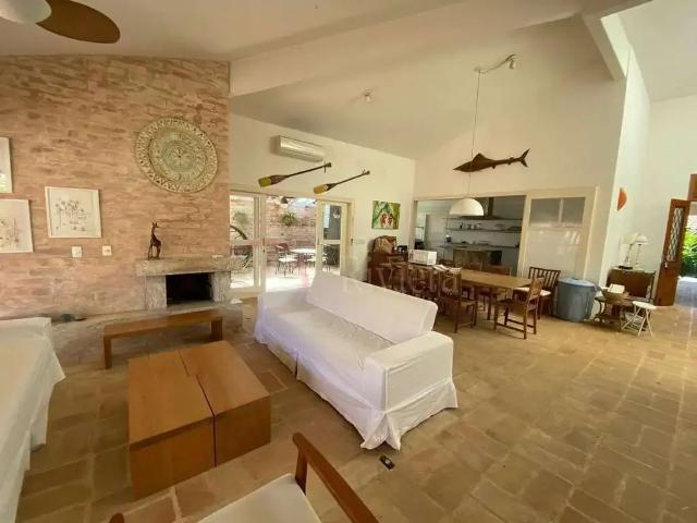 Casa aluguel em Região Imediata de Caraguatatuba-Ubatuba-São Sebastião, Região Metropolitana do Vale do Paraíba e Litoral Norte