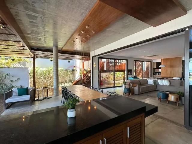 Casa aluguel em Região Imediata de Caraguatatuba-Ubatuba-São Sebastião, Região Metropolitana do Vale do Paraíba e Litoral Norte