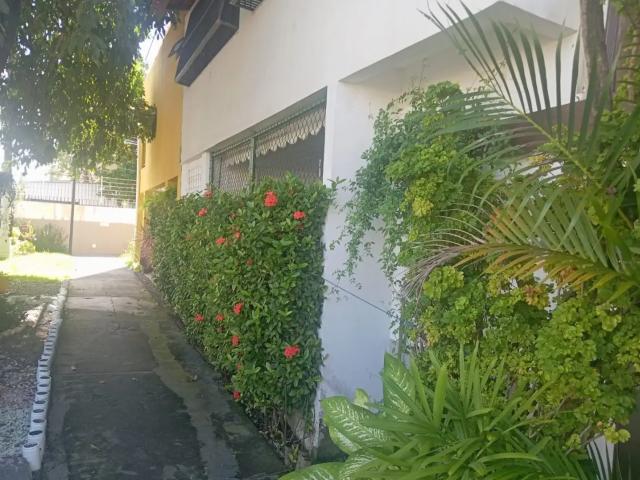Casa aluguel em Região Geográfica Imediata de Salvador, Região Metropolitana de Salvador