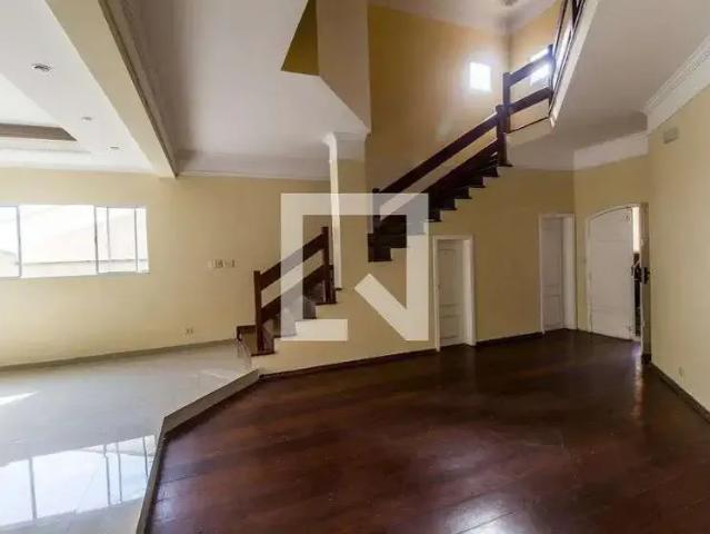 Casa aluguel em Região Imediata de São Paulo, Região Metropolitana de São Paulo