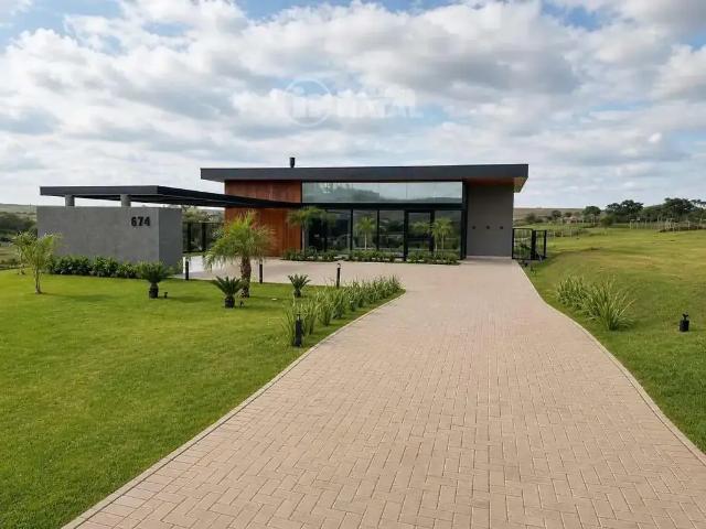 Casa aluguel em Região Geográfica Imediata de Londrina, Sertanópolis