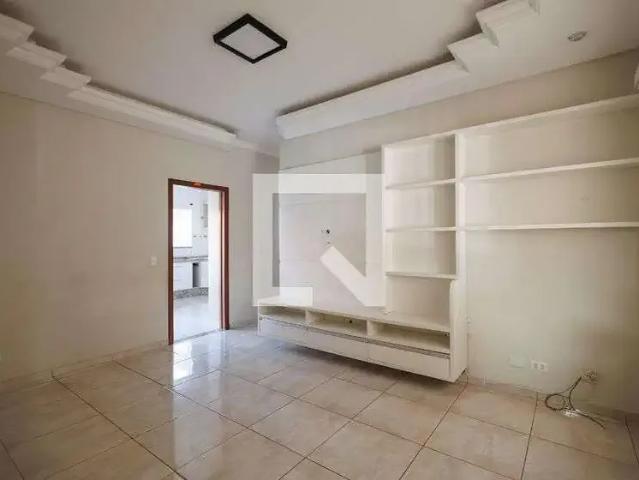 Casa aluguel em Região Imediata de Taubaté-Pindamonhangaba, Região Metropolitana do Vale do Paraíba e Litoral Norte