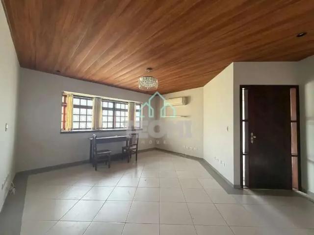 Casa aluguel em Região Imediata de Taubaté-Pindamonhangaba, Região Metropolitana do Vale do Paraíba e Litoral Norte