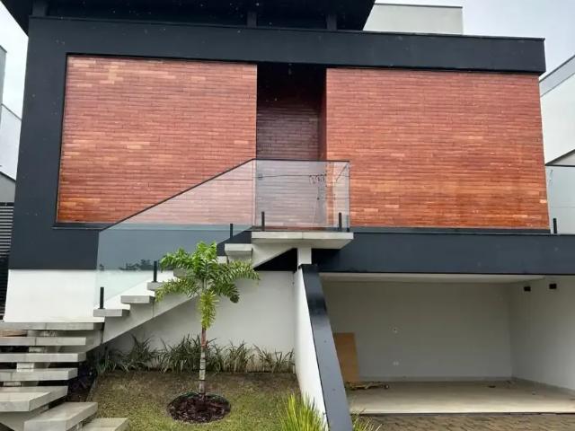 Casa aluguel em Região Imediata de Taubaté-Pindamonhangaba, Região Metropolitana do Vale do Paraíba e Litoral Norte