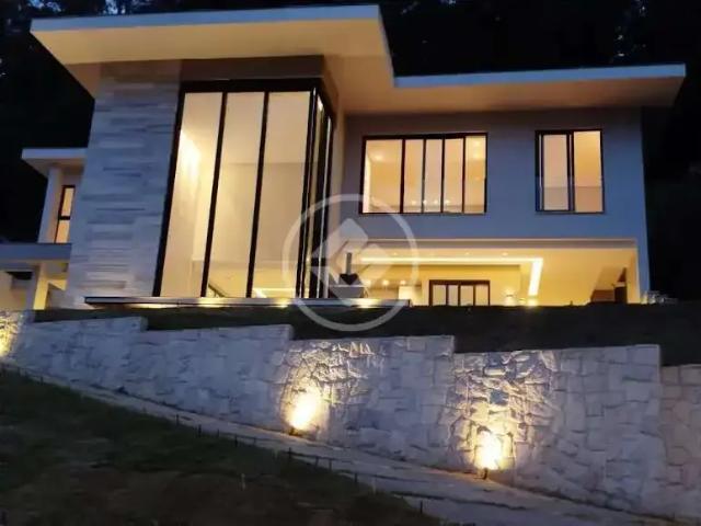 Casa aluguel em Região Geográfica Imediata de Petrópolis, Região Metropolitana do Rio de Janeiro