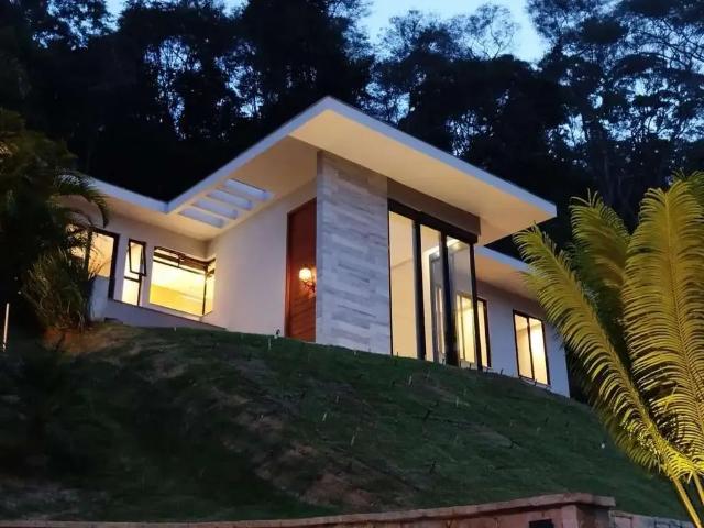 Casa aluguel em Região Geográfica Imediata de Petrópolis, Região Metropolitana do Rio de Janeiro