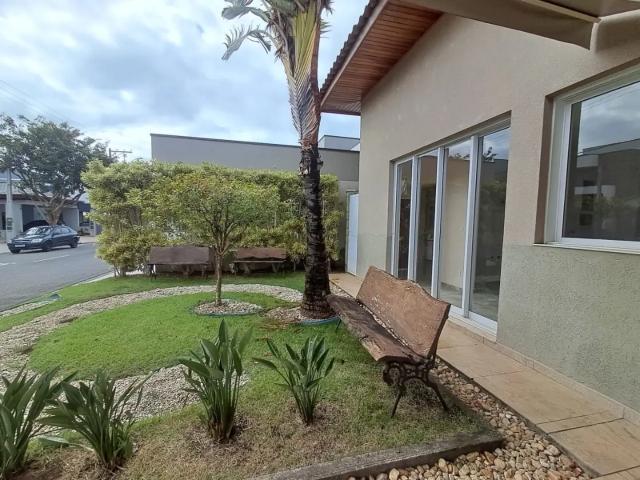 Casa aluguel em Região Imediata de Taubaté-Pindamonhangaba, Região Metropolitana do Vale do Paraíba e Litoral Norte