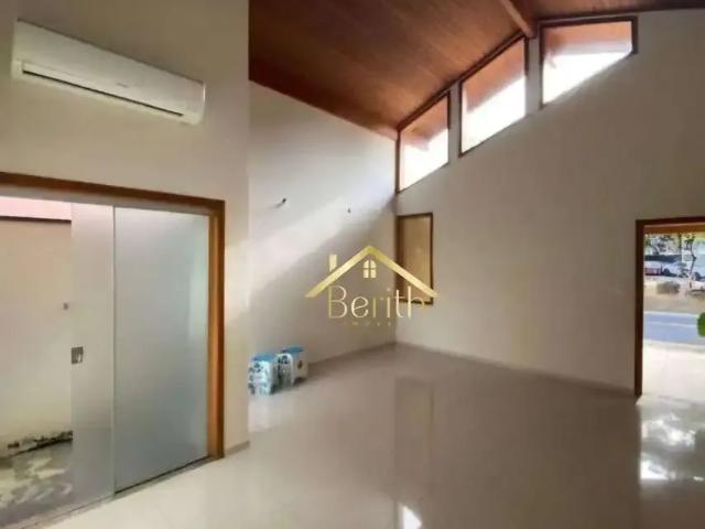 Casa aluguel em Região Imediata de Taubaté-Pindamonhangaba, Região Metropolitana do Vale do Paraíba e Litoral Norte