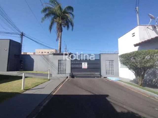 Casa aluguel em Região Geográfica Imediata de Uberlândia, Oliveira Fortes
