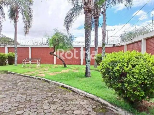 Casa aluguel em Região Geográfica Imediata de Uberlândia, Oliveira Fortes