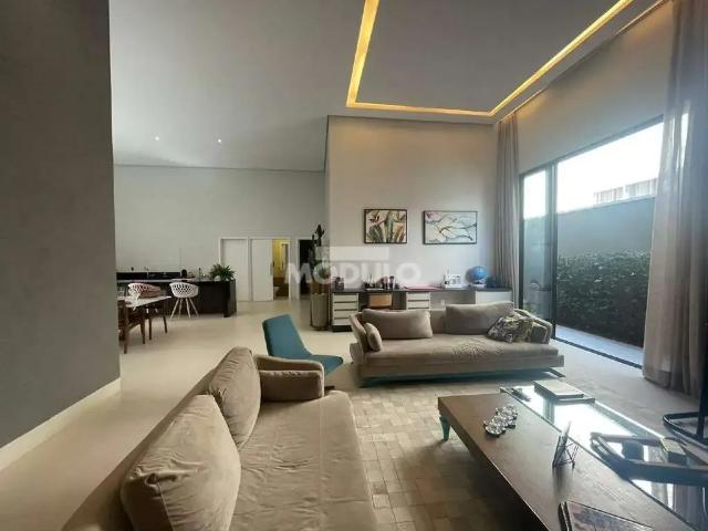 Casa aluguel em Setor Sul, Uberlândia