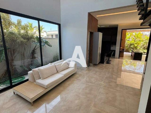 Casa aluguel em Setor Sul, Uberlândia