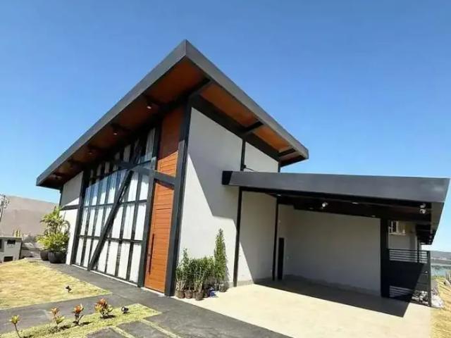 Casa venda em Região Geográfica Imediata de Anápolis, Região Integrada de Desenvolvimento do Distrito Federal e Entorno