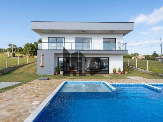 Casa venda em Alambari, Cercadinho
