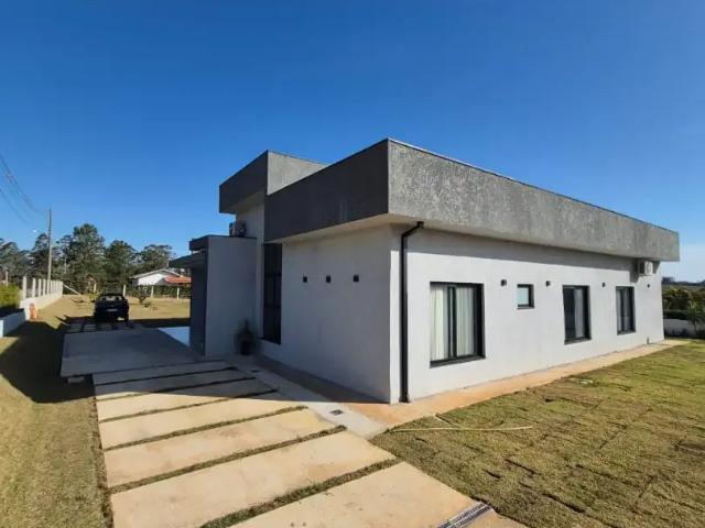 Casa venda em Alambari