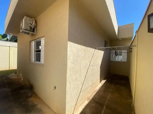 Casa venda em Jardim Selmi Dei I, Araraquara