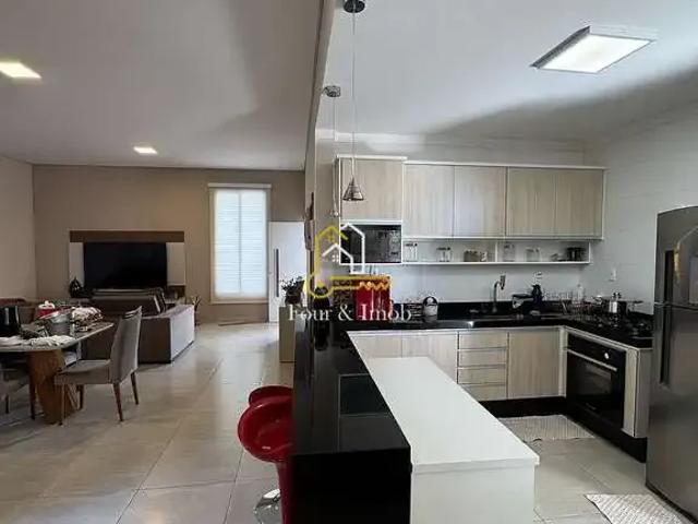 Casa venda em Região Imediata de Araraquara, Araraquara