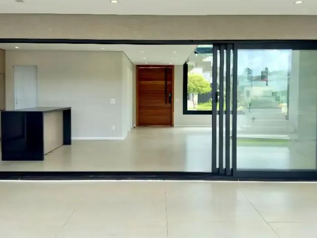 Casa venda em Região Imediata de São José dos Campos, Região Metropolitana do Vale do Paraíba e Litoral Norte