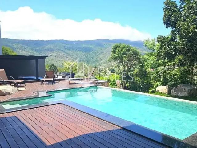 Casa venda em Atibaia