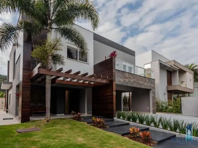 Casa venda em Região Geográfica Imediata de Itajaí, Balneario Camboriú