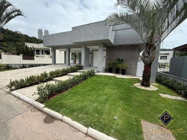 Casa venda em Região Geográfica Imediata de Itajaí, Balneario Camboriú