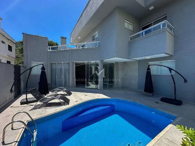 Casa venda em Região Geográfica Imediata de Itajaí, Balneario Camboriú